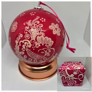 Vera Bradley 2010 Twirly Birds Pink  Glass Ball Ornament Christmas   W Box